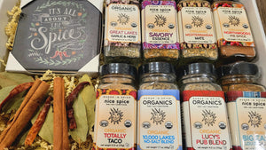 You choose 8 spice blend gift box